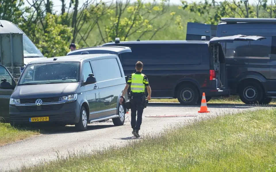 Politie zoekt uit alle macht naar ontvoerde Jeffrey (10) en Emma (8) uit Beerta. Naasten zijn wanhopig. ‘Ik heb die kinderen zo lief’