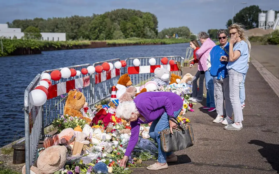Politie heeft nog geen beeld van laatste uren Jeffrey en Emma; honderden tips moeten nog nagekeken