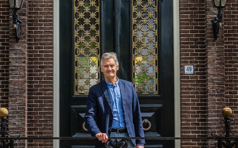 Vertrekkend chirurg Erik Jan (64) van Antonius: al in 1999 gesprek over fusie Heerenveen en Sneek