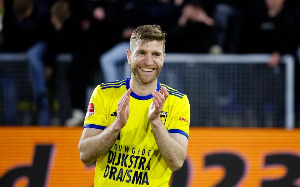 Michael de Leeuw (38) zet punt achter spelersloopbaan. ‘Diep vanbinnen wil ik doorgaan tot mijn 60ste’