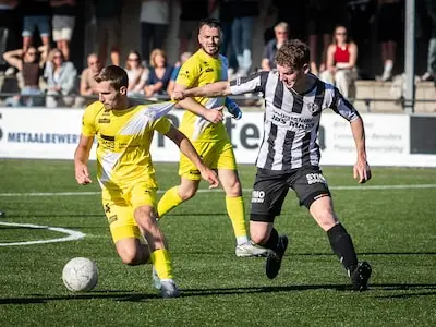 Dit staat er in het laatste reguliere weekend in het Zuidoost-Brabantse amateurvoetbal nog op het spel