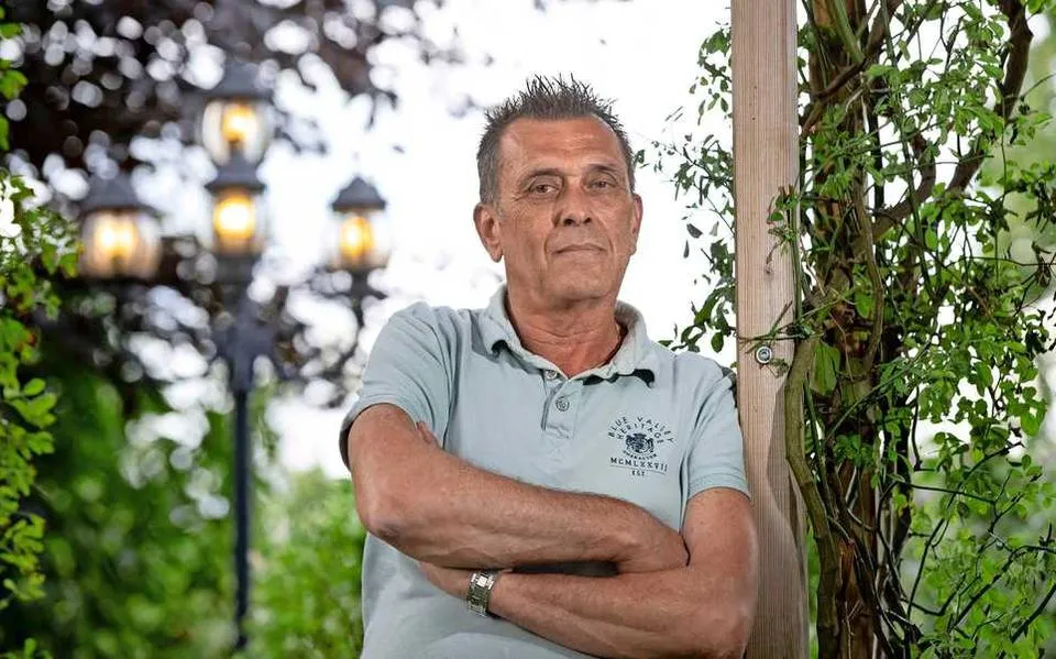 Werkloze 55-plusser solliciteert zich suf, met als enige zekerheid: ’Een afwijzing binnen 48 uur’