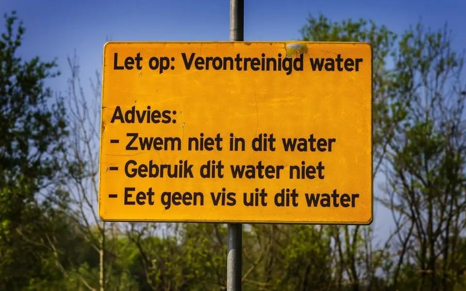 Forever chemicals wordt PFAS ook wel genoemd. Welk eeuwig Fries woord past daarbij?