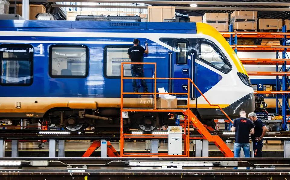 NS krijgt er 3580 tweedeklasplekken bij door ombouw eersteklas