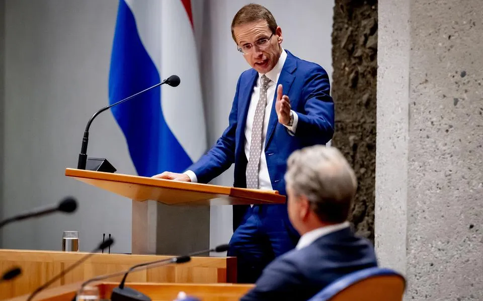 NSC onder vuur in Tweede Kamer vanwege ‘nek omdraaien’ van Lelylijn: ‘Een hard gelag’