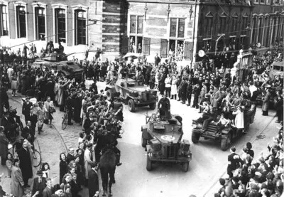 Minder dan 12.000 inwoners van Eindhoven hebben bevrijding Nederland meegemaakt
