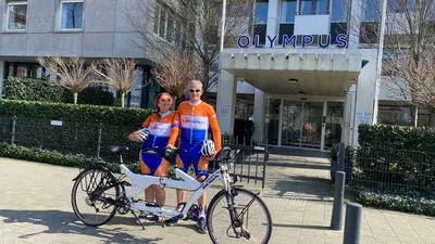 Blinde Alice fietst vanuit Eindhoven naar Spanje voor goed doel