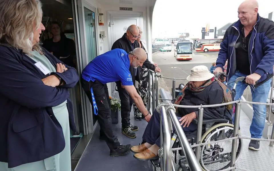 Bewoners zorgcentra Patyna voor 44e keer op bootreis: ‘In principe moet iedereen mee kunnen’