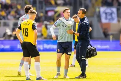 Even schrikken (maar geen paniek) voor Willem II-spelmaker Meerveld: ‘Liever m’n schouder dan m’n been, toch?’