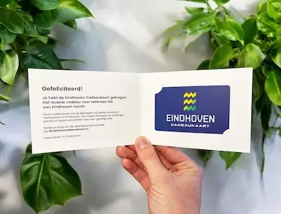 Eindhoven heeft voortaan een eigen cadeaukaart, zodat de euro’s in de stad blijven
