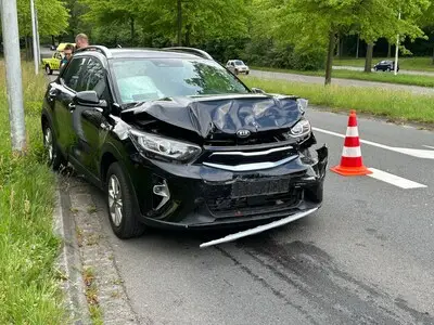 Botsing tussen vier auto’s in Eindhoven, dronken bestuurster meegenomen door politie