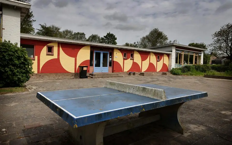 Oude school in Harlingen moet wijken voor een wadi. Of valt De Diamant nog te redden?