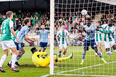 Willem II ook in de play-offs onderuit: FC Dordrecht komt met kleine voorsprong naar Tilburg