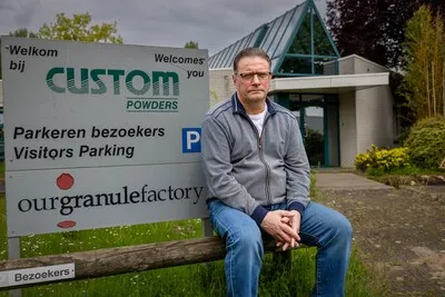 Na al die jaren voelt werknemer Chris zich verraden door DuPont: ‘De arts zei dat ik me geen zorgen moest maken’