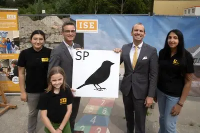 ‘Sparrow’ het nieuw schoolgebouw voor ISE, voor de broodnodige ruimte