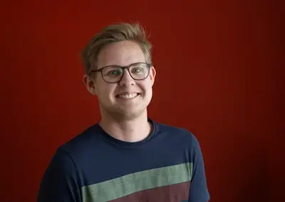 Jorian (27) slikte een overdosis paracetamol: ‘Het voelde alsof ik maar verder moest zien te stuntelen’