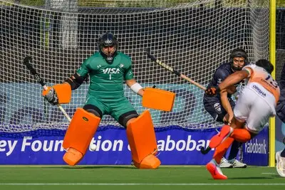 Nieuwe aanwinst voor volgend seizoen: Oranje-Rood haalt ervaren Argentijnse topkeeper binnen