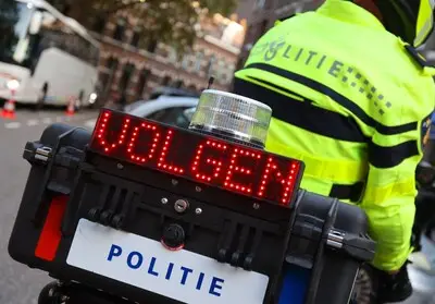 Meerdere auto’s in beslag genomen en ruim 20.000 euro geïnd bij controle politie en Belastingdienst