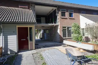 Renovatie zwaar beschadigde woning na explosie antitankgranaat in Eindhoven van start