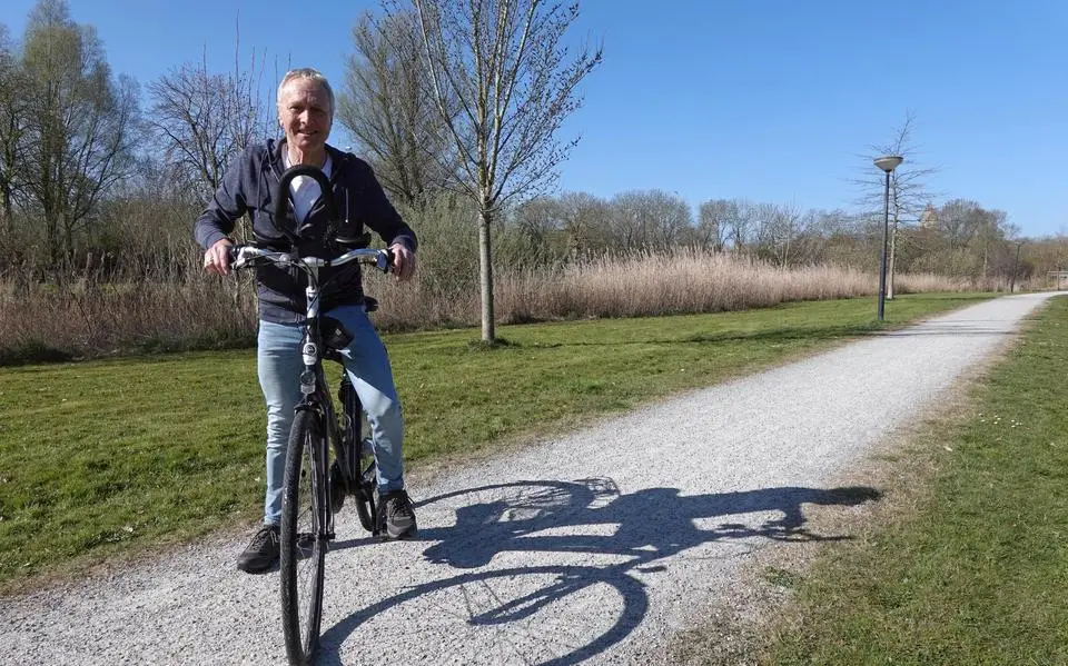 Evert (73) uit Bolsward heeft meer dan een half miljoen fietskilometers: ‘Ik ben onder de mensen en in beweging’
