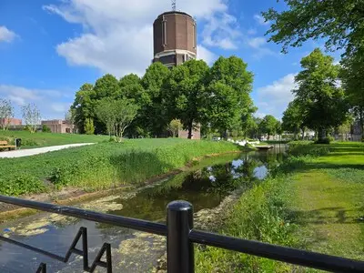 Groene Wijk Week maakt Helmond groener
