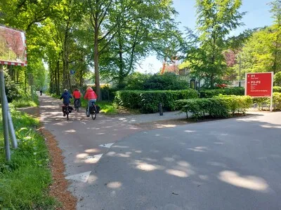 Nieuwe ‘fietsstraat’ ontsluit restaurants op landgoed Wielewaal