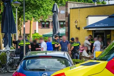 Man (38) steekt met kapmes bij ruzie in Helmond, gewonde naar ziekenhuis
