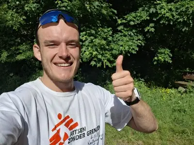Tilburger Jack (22) loopt pelgrimstocht van 2500 kilometer naar Rome: ‘De mensen die je tegenkomt, maken echt het verschil’