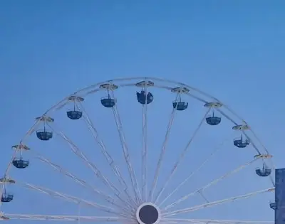 Jongeren vast in reuzenrad op kermis in Tilburg: ‘Help!’ klonk van grote hoogte
