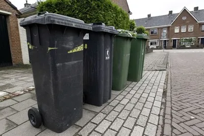 Hoe gaat Best inwoners stimuleren beter afval te scheiden? Gemeenteraad wikt en weegt