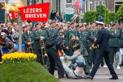Marco Kroon sleept demonstrant eigenhandig weg: ‘Hulde voor zijn kordate optreden’