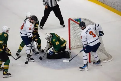 IJshockeyers Oranje na derde WK-zege nog op koers voor promotie