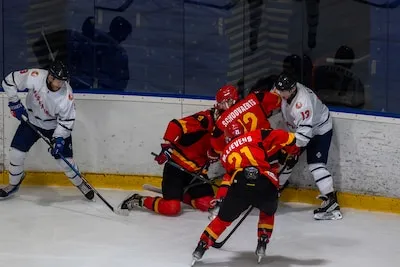 Na ruime winst op België komt het aan op clash met Servië voor Nederlandse ijshockeyers