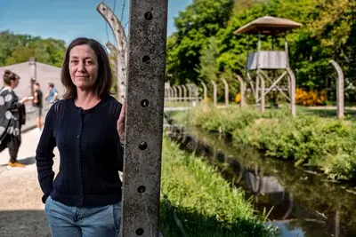Bij elk bezoek aan Brabant leert Amy uit Chicago weer iets over haar Joodse vader, die met zijn zusje de Holocaust overleefde