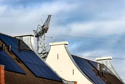 Enexis betaalt Helmonders die bij veel zon hun  zonnepanelen dimmen