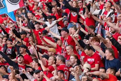 Kampioen! Nee! Ja! Of toch niet. Een achtbaan van PSV-emoties