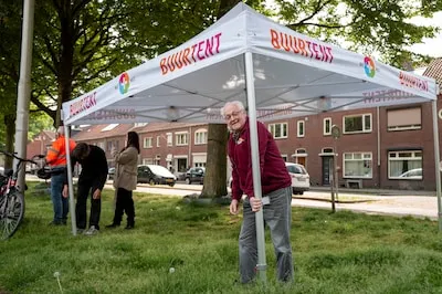 Waar inbrekers toeslaan, volgt Jan (76) met zijn tent: ‘Het blijft hard nodig’
