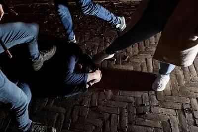 Gezellig even weg eindigt voor twee schoonzusjes in een vechtpartij in Tilburg: ‘En ik ken heel die mensen niet’