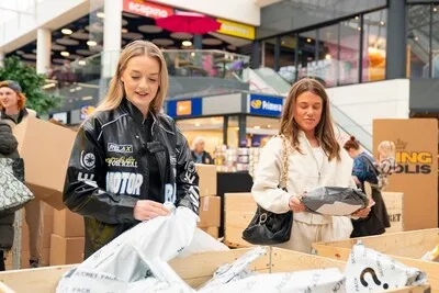 Van Rolex tot een goudstaaf: deze pop-upwinkel met 'verloren pakketten' komt naar Tilburg
