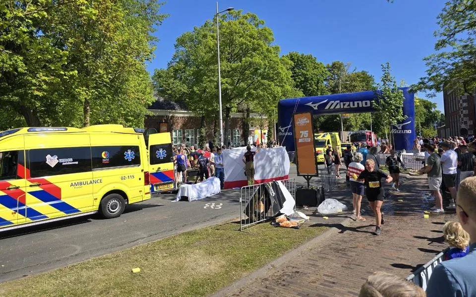 Deelnemer LOOP Leeuwarden gereanimeerd, meerdere lopers onwel: start 5 kilometer uitgesteld