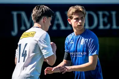 Schouder uit de kom en vervlogen titeldroom in laatste thuiswedstrijd trainer RKDVC