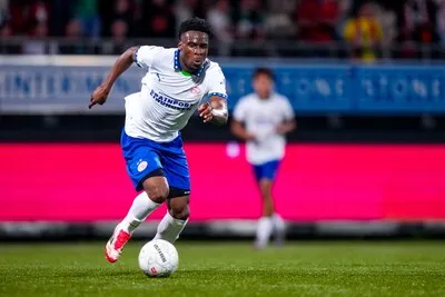 Jong PSV krijgt flink pak slaag op het promotiefeestje van Excelsior en is toe aan nieuwe impulsen: eerste zet al gedaan