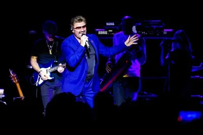 Zelfs de échte George Michael werd verward met imitator Rob Lamberti: ‘Ik voel elk woord dat ik zing’