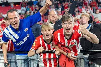 Extra treinen bij mogelijke kampioenswedstrijd en huldiging PSV