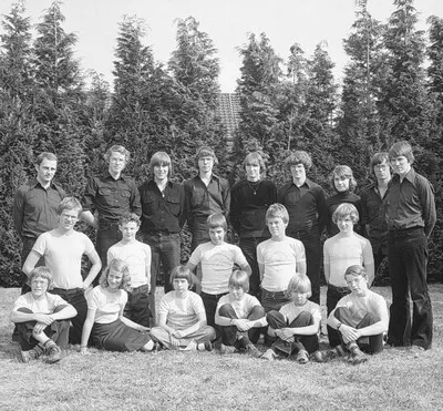 Welke St. Jozefzangertjes zijn in juni 1978 op de foto gegaan?