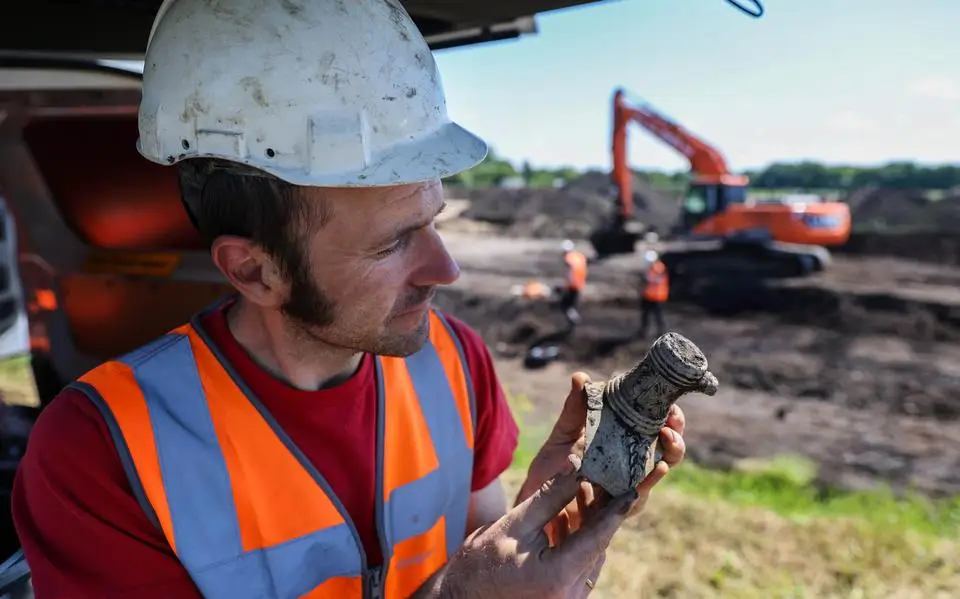 Van spaarvarken tot middeleeuwse boerderijresten: archeologen vinden rijke bewonershistorie in Broek Zuid bij Joure