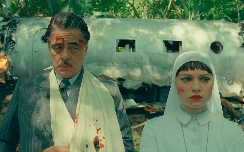 Alleen Wes Anderson kon ‘The Phoenician Scheme’ maken, en toch is het tijd voor iets anders | recensie ★★★☆☆