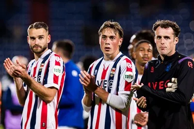 Willem II ondanks verlies officieus geplaatst voor nacompetitie: PEC Zwolle in eigen huis te sterk