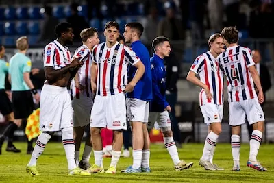 Willem II moet zich zwalkend, biddend en bibberend oplappen voor de play-offs: ‘Maar we zijn er nog niet...’