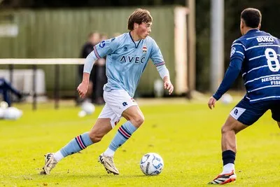 Willem II beloont talent Van Aalst (18) met eerste profcontract: ‘Klaar voor de volgende stap’